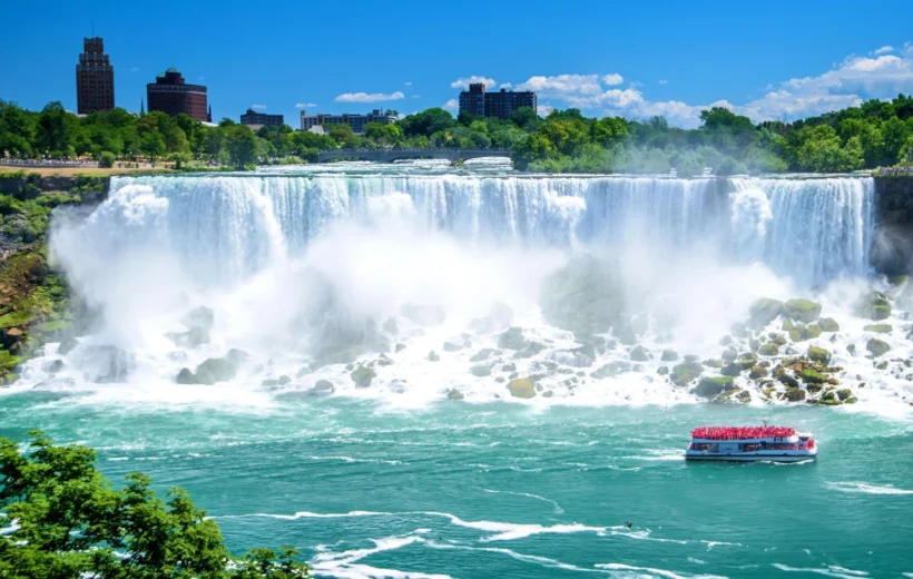 Majestic Canada – 13 Nights / 14 Days