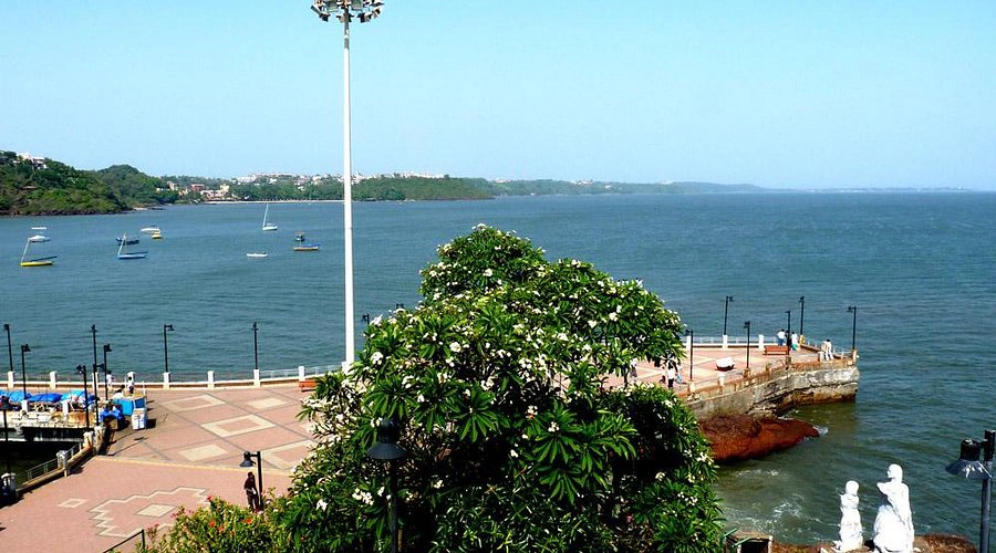 Dona Paula View Point | Goa tour package from Ahmedabad