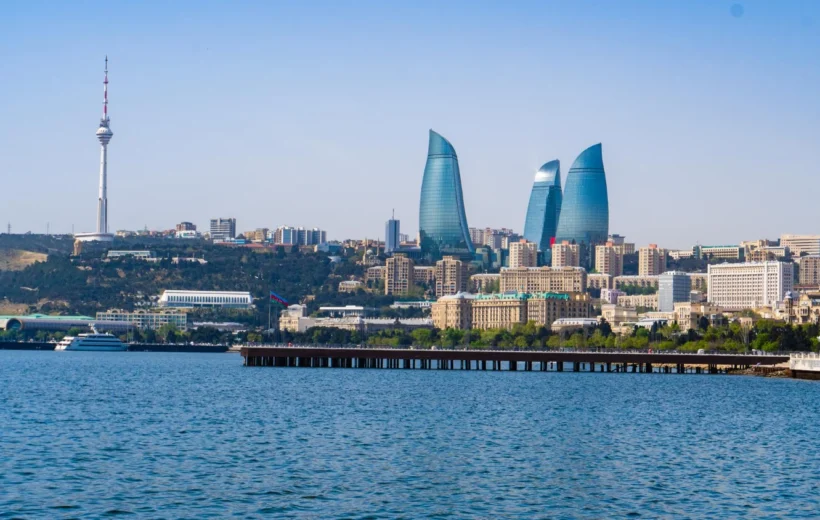 BAKU 04 N/ 05 D