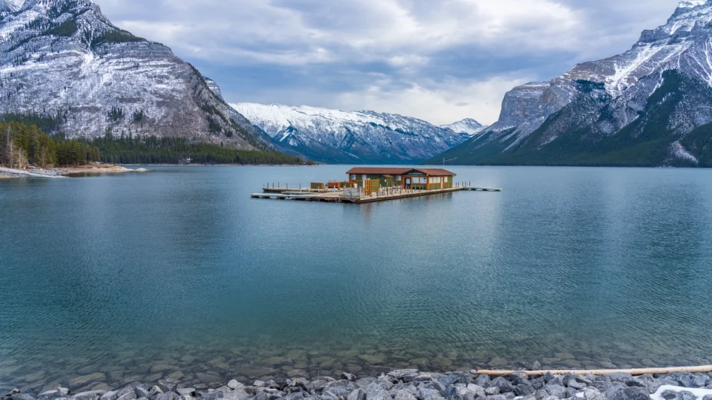Lake Minnewanka