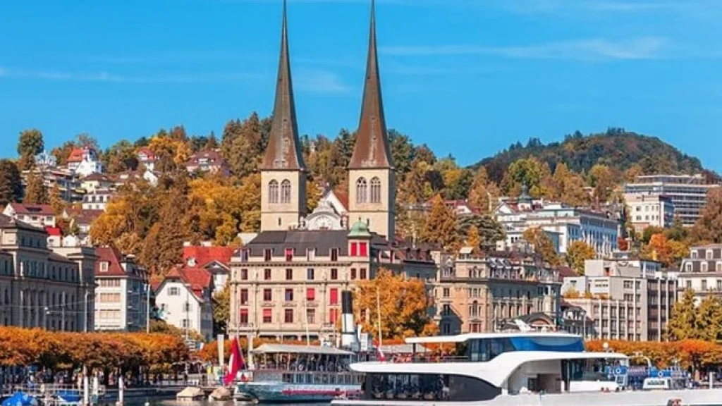 Lucerne city tour with lake cruise